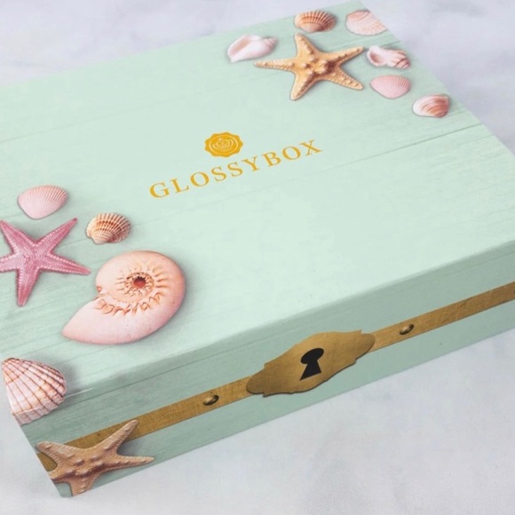 GLOSSYBOX LIMITED EDITION BEAUTY TREASURES THEMED BEAUTY KEEPSAKE BOX - Picture 5 of 7